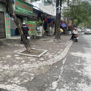 cho thuê cửa hàng 35m2 mặt đường kim giang ô tô tránh có vỉa hè, giá tốt