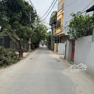 hàng hiếm tại quỳnh đô, 6,2 tỷ, 50m2, mặt đường 6 m , kinh doanh đa ngành nghề .