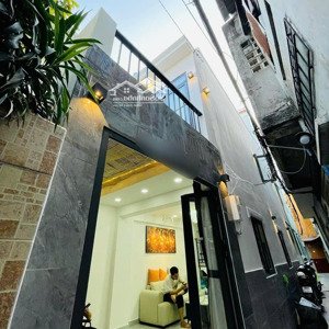 chủ cần bán gấp căn nhà ở đường sư vạn hạnh, p.2, quận 10