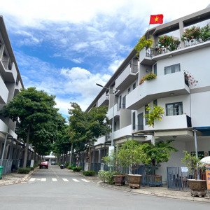chỉ từ 3.5 tỷ sở hữu nhà phố cao cấp hiện hữu, view sông, đối diện công viên rộng 6000m2