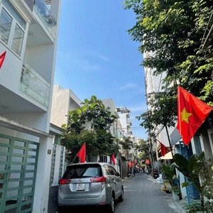 chính chủ ủy quyền nhận cọc và bán lô đất đường thạch lam - vị trí sát biển - phù hợp xây căn hộ