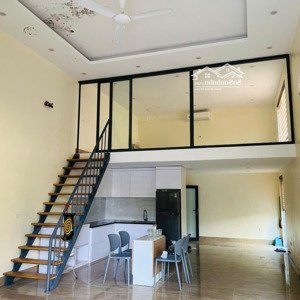 cho thuê nhà riêng (ưu tiên làm văn phòng), gần trường học và gần chợ! đường rộng ô tô tránh
