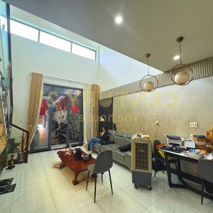 chủ cần bán nhà tại tân uyên, bình dương, 150m2 có nội thất dọn vào ở ngay. lh: 02743803578