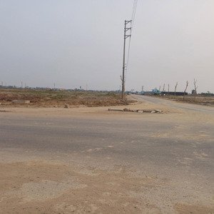 đất ccn từ 3,5ha đến 8ha. sx các ngành gỗ, linh kiện, điện tử, ô tô. đất trả tiền 1 lần, 1,1tr/m2.