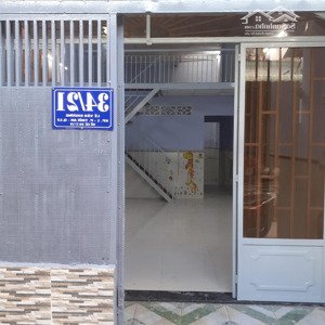 nhà cấp 4 có gác lửng nhà trống vào ở ngay