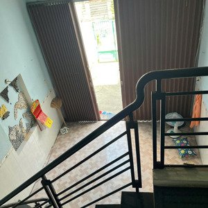 cho thuê nhà mặt tiền khu lê thanh nghị, quy nhơn - diện tích 80m2 - 3pn, khách, bếp, sân - 5tr/th