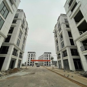Chính Chủ Cần Bán Gấp Nhà Shophouse Ngay Cổng Vào Dự án Cát Tường Smart City - Yên Phong, Bắc Ninh
