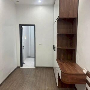 Cho thuê nhà nguyên căn ngõ 99 Định Công Hạ 25m2 3 tầng 2pn 2wc full nội thất 7tr/1 tháng