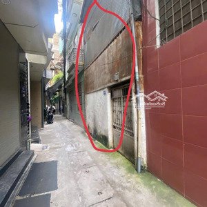 cho thuê nhà riêng, diện tích 40m2 nhà 2 tầng cũ
