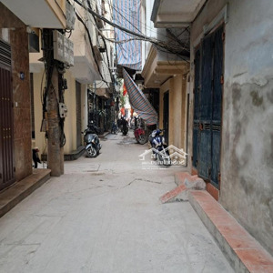 nhà hoàn kiếm hà nội 54m2, 4 tầng, ô tô đỗ cửa chỉ 11 tỷ.