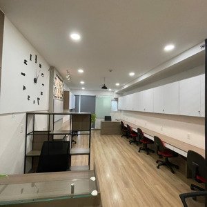 văn phòng office q10(vừa làm văn phòng vừa ở lại được - 30 - 35 - 45 - 70 - 200m2 từ 10 - 23tr/th