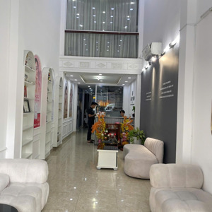 nguyên căn lê quang định, 9 phòng, 6wc, nhà mới, cho ch căn cấp, spa, lớp học