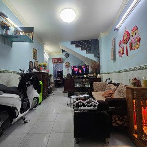 q8 bán nhà chính chủ giá tốt 2 tầng