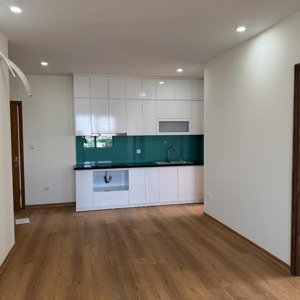 cho thuê căn hộ toà ct10 thương mại 3pn,2wc diện tích 70m2 giá 4,5 triệu/tháng
