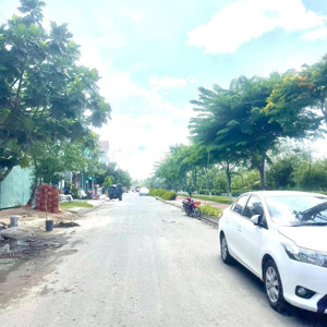 bán nền view công viên, đường số 6 khu dân cư thới nhựt, gần chợ, trường học.. giá rẻ chỉ còn 1 nền