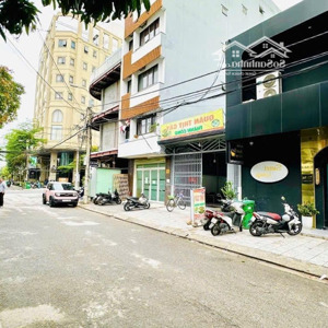 còn duy nhất 1 lô đất cực đẹp mt nguyễn xuân khoát, ngay bãi tắm mỹ khê!