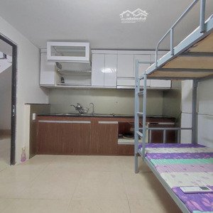 3,1tr_ phòng studio 22m2_ full đồ_ giá rẻ tại ngõ 3 thái hà, ở được luôn, ngõ rộng ôtô vào được