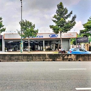 kho xưởng mặt tiền đường phạm văn đồng, linh tây, tp. thủ đức, dt 30mx58m, 1750m2, giá 150 tỷ