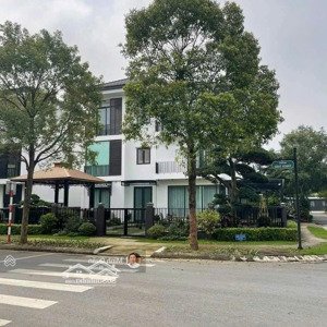 chính chủ gửi bán căn liền kề hado charm villas.
diện tích: 110m² mặt tiền rộng xây 3,5 tầng