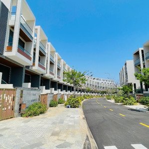 Bán Shophouse Tại Mũi Né Summerland, 8,6 Tỷ, 100m2, Hàng Hiếm đẹp, Nhiều Tiện ích