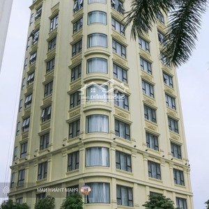 bán lô góc d5 vườn đào mặt phố lạc long quân đối diện lotte mall tây hồ