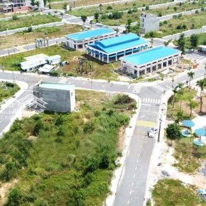Bán Nhanh Gđ2 Da Smart City Mặt Tiền đt 746 Ngay Kcn Vsip 3 Giá 3tỷ390/80m2. Shr