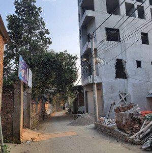 hoa hậu quốc lộ 6- tiên phương chương mỹ- hà nội , ô tô , 42m2, giá nhỉnh 2tỷ, vừa ở và kinh doanh.