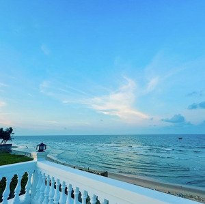chính chủ cần bán 600m2 đất mặt tiền đường. lạc long quân & mặt biển