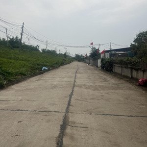 cần bán 95m đất có mt : 7,62m = hậu vuông đẹp tại giáp long - thống nhất - hà nội lh : 0977167761