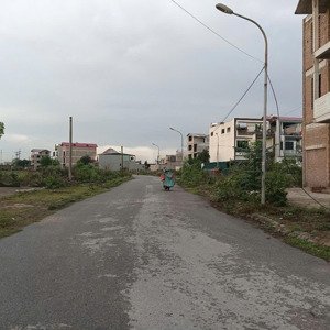 chính chủ cần bán gấp 196m2 tại khu đô thị chi đông