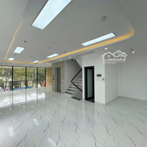 bán gấp tòa văn phòng 2 sàn, chdv, cầu diễn 120m2 x 8 tầng 2pkk, full nội thất,gpxd,pccc tiêu chuẩn