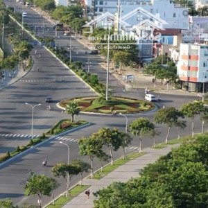 cho thuê mặt bằng 3 mặt tiền vị trí đắc địa trung tâm đà nẵng