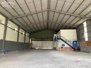 Kho 828 m2 hai mặt tiền đường Võ Nguyên Giáp