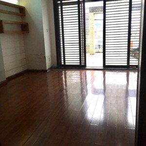 nhà mt 5,5x26m, 3t cho thuê dài hạn, thuận lợi kinh doanh làm văn phòng, cửa hàng, nhà hàng...