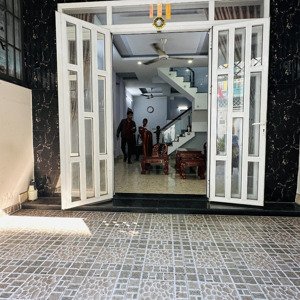 cho thuê nhà gần uỷ ban thạnh xuân khu nhà phố đồng bộ an ninh 1 trệt 2 lầu sân thượng dt 4x15m