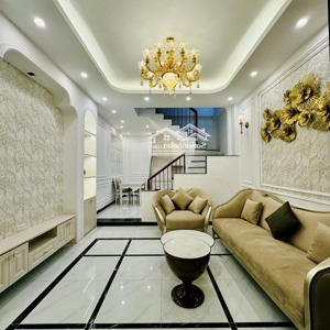 bán nhà võ thị sáu trung tâm hai bà trưng 40m2 5 tầng mt 5m chỉ 6,8 tỷ - nhà mới kính coong