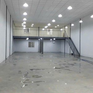 kho,xưởng cho thuê quanh kcn tân bình .diện tích đa dạng từ 200- 400m2 đường xe tải lớn