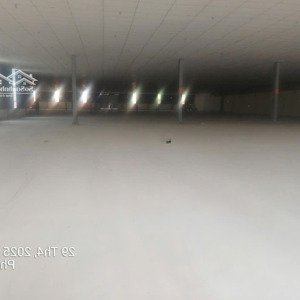 cho thuê kho xưởng 14.500m2 có pccc tự động và điện 3 pha, kcn trà nóc, tp. cần thơ, lộ container