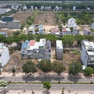 tôi chủ đất cần bán 250m2 ngang 10x25 thổ cư hết đất