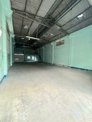 cho thuê kho xửơng 300m2 giá 17 triệu, đường xe tải 10 tấn, tại vĩnh lộc a bc tphcm.