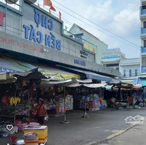 cho thuê lâu dài : nhà ngay chợ bến cát 50m, nhà thờ bến cát 5 m, full nội thất 2,5 triệu /tháng