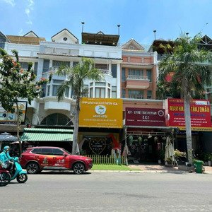 cho thuê chính chủ nhà phố biệt thự kdc nam long trần trọng cung, q. 7. dt 8x25m 5x25m giá 45 triệu