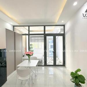 Studio tách bếp, ban công, có full nội thất tại Trung tâm Quận 1, tiên qua Q10, Q5, Q3