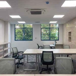 Cho Thuê Văn Phòng Tân Phú Giáp Tân Bình Hiện đại, Gần Pandora & Cộng Hòa