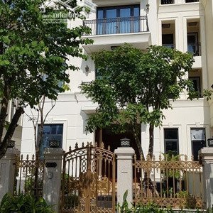 cho thuê biệt thự 450m2, 193 triệu tại vinhomes golden river ba son, quận 1