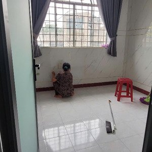 cho thuê căn hộ 2pn + 1wc tại hùng vương điện máy, 8,5 triệu. lh 0909626133
