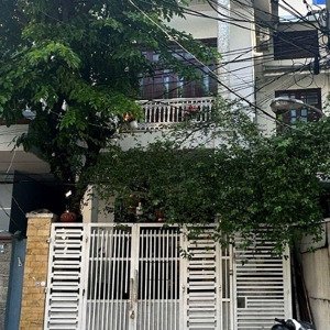mặt phố nguyễn hữu thọ , hải châu đà nẵng..gần sân bay quốc tế.