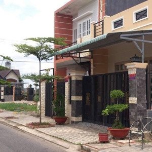 bán 4 lô đất nền liền kề trục chính đường số 24 kdc mỹ hạnh hoàng gia