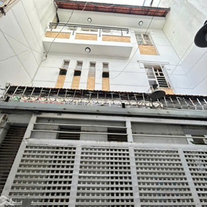 14tr/tháng- 4 tầng- nguyễn duy dương, p4, q10, 4pn ngay chợ nhật tảo, sát mặt tiền