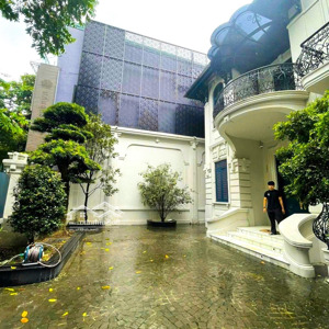 cho thuê biệt thự cổ pháp đường nam kỳ khởi nghĩa, phường võ thị sáu, quận 3 - giá 75 tr/th